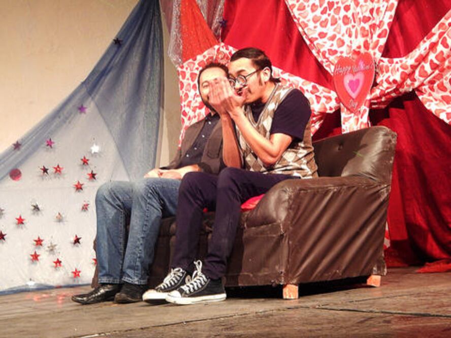 Amor, hagamos el humor