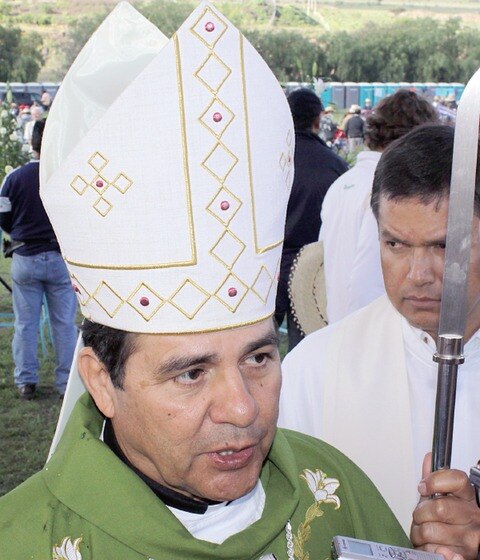 Obispo llama a renovar proyectos