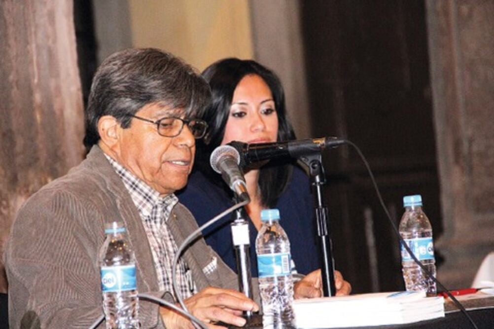 Fallece el poeta José Luis Sierra