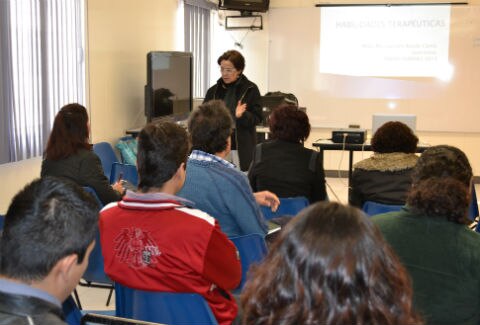 Capacitan a terapeutas contra las adiciones 