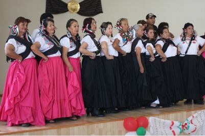 Celebran Independencia en Centro de Día 