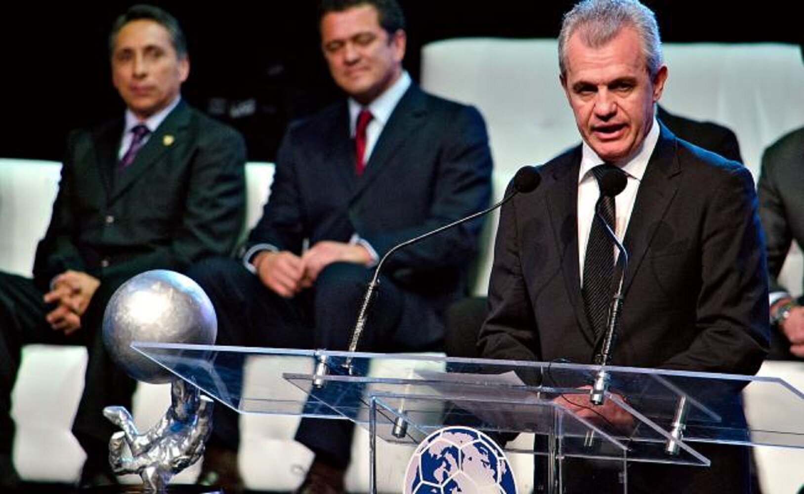 Javier Aguirre será sometido a juicio