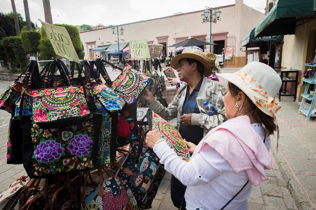 Alista agenda la Comisión de Turismo