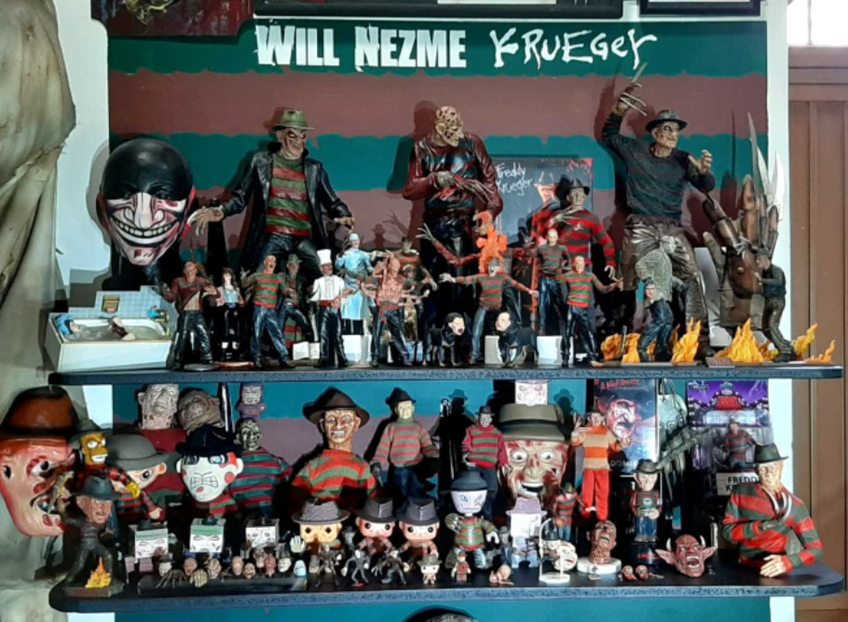 William Nezme comparte su colección de monstruos