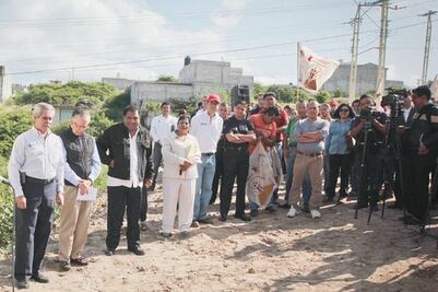 Piden regularizar viviendas