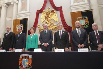 Inicia Feria del Libro en Palacio de Minería