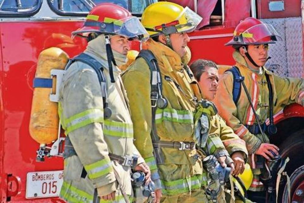 Insuficiente, apoyo a los bomberos