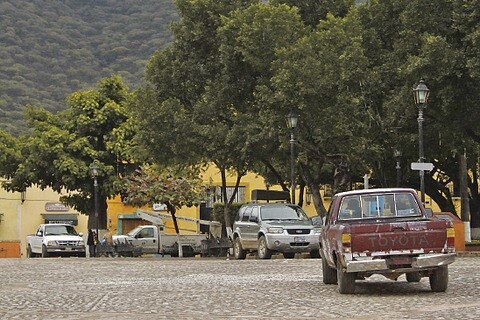 Asesinan a un policía en Landa