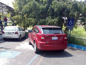 Buscan crear conciencia cívica en la UAQ