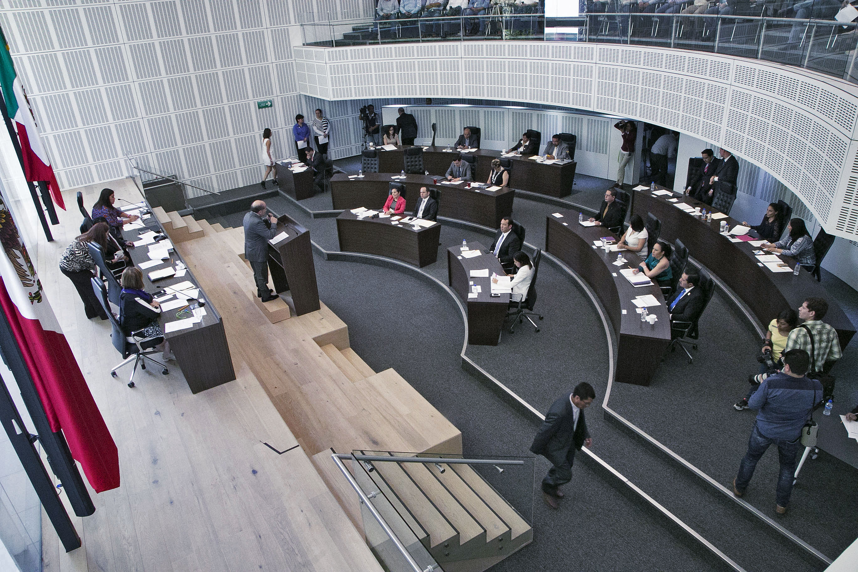 Cuesta 12 mdp al año cada diputado estatal