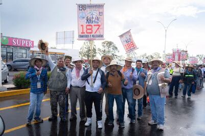 Grupo de peregrinos sale de Querétaro