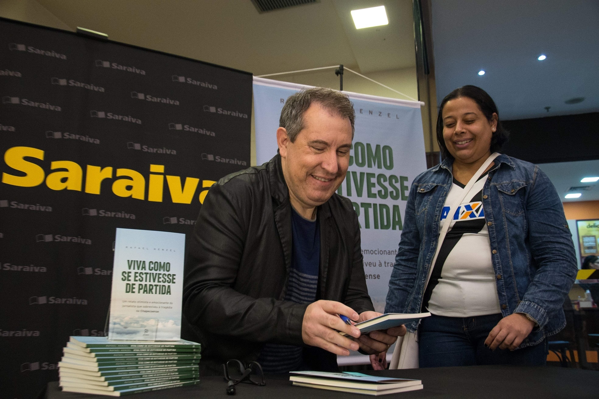 Sobreviviente de Chapecoense lanza libro: "Vive como si cada día fuera el último"
