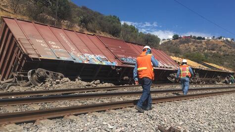 Descarrilan tres vagones del tren en La Cañada