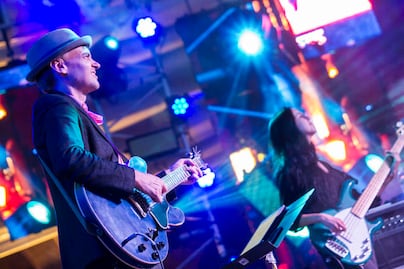 Punto final con Klezmerson