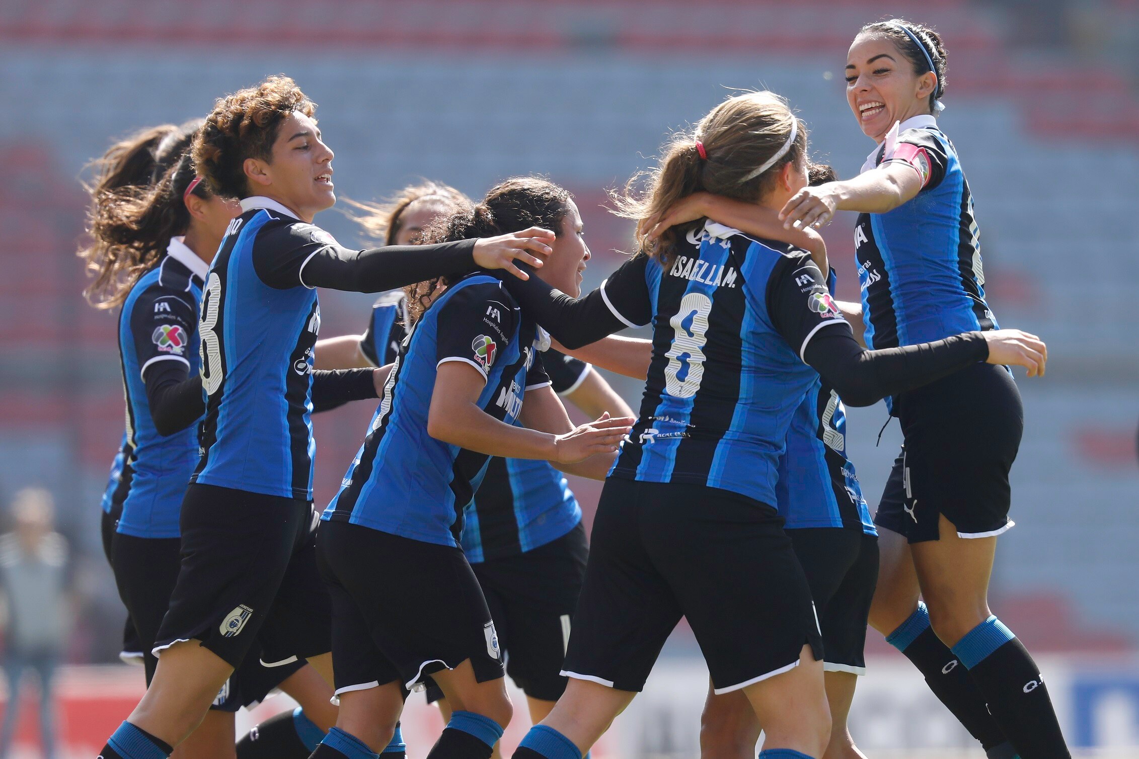 Gallitas derrotan a Tigres en La Corregidora