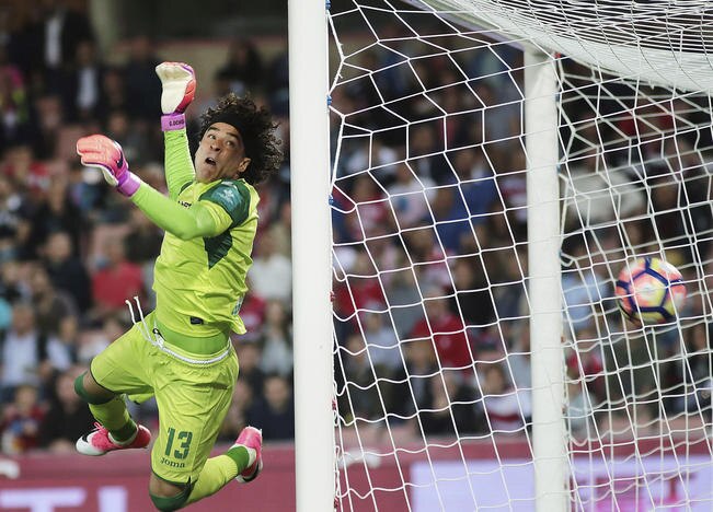 Ochoa hace una mala historia en España