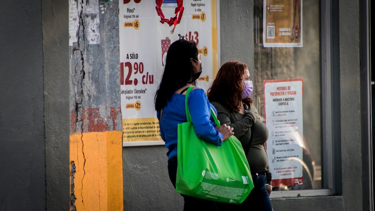 Pacientes Covid-19 tienen ocupadas 44% de las camas