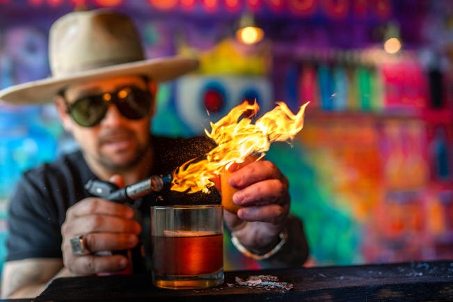 Sin fronteras. Mr. Tempo, de lavaplatos a rey de las margaritas 