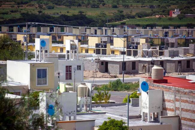 A empleados no les alcanza para su casa