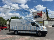 Muere electrocutado mientras realizaba trabajos de pintura en su domicilio