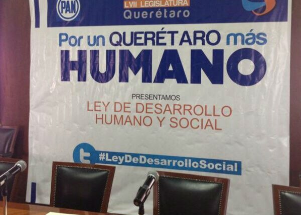 Presenta PAN ley de desarrollo social
