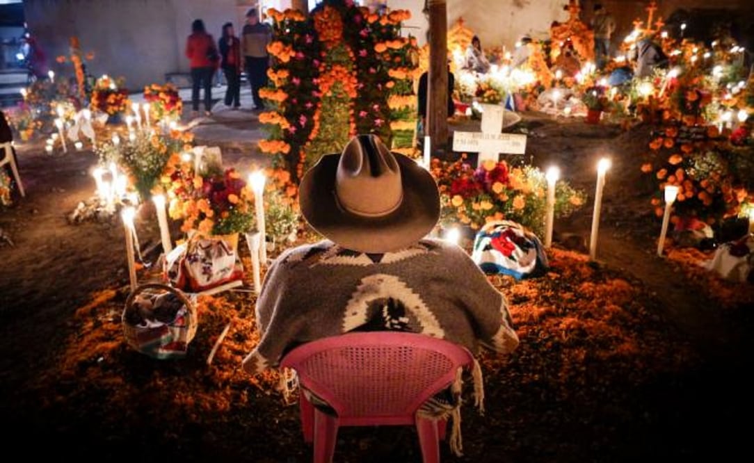 En Michoacán el ritual para recibir a sus fieles difuntos fue declarado Patrimonio Inmaterial de la Humanidad en 2008. (Foto: Cortesía)