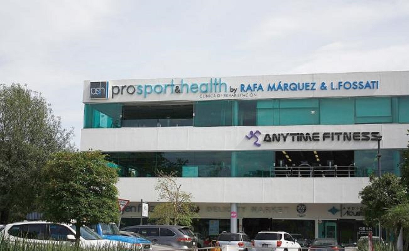 La empresa Prosport & Health Imagen que pertenece a Rafael Márquez fue asegurada luego de ser vinculada con El Tío (ARCHIVO EL UNIVERSAL)