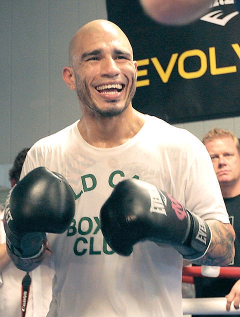 Cotto resta importancia a su edad
