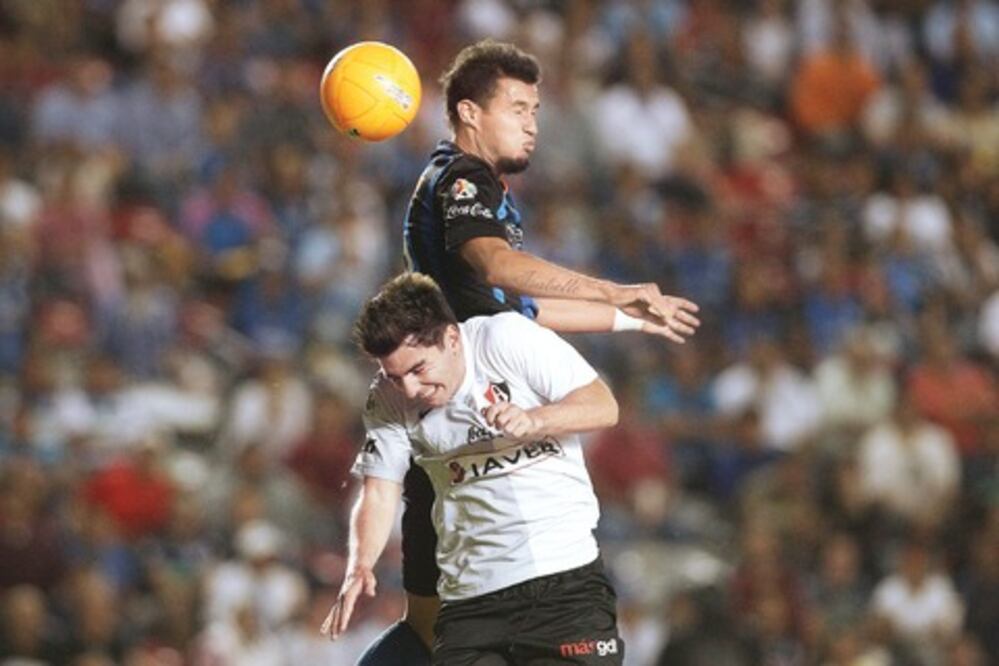 Gallos, con fórmula para ganar en el DF