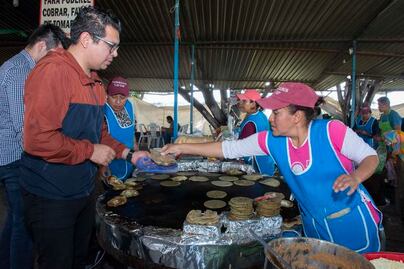 Tacos Las Vías; de una mesa bajo un árbol a recibir decenas de comensales