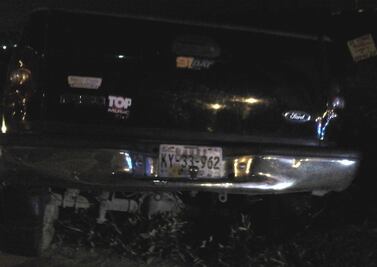 Supuesto influyente destroza su vehículo