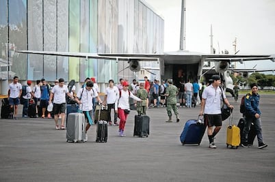 Recopilan datos de queretanos varados en Los Cabos por ‘Odile’