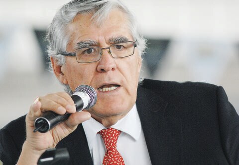 Que se legislen los mandatos: NV