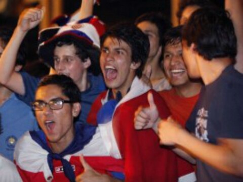 Euforia tica tras calificar al Mundial