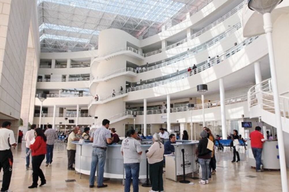 Loyola garantiza el pago de aguinaldo