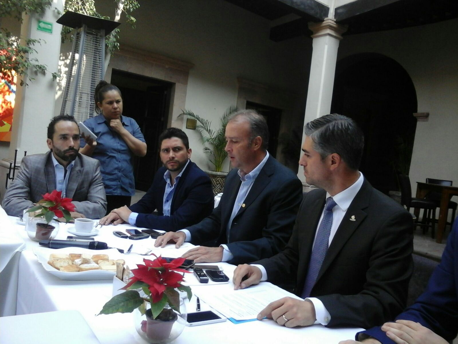 Acuerdan Coparmex y El Marqués programa Mipyme