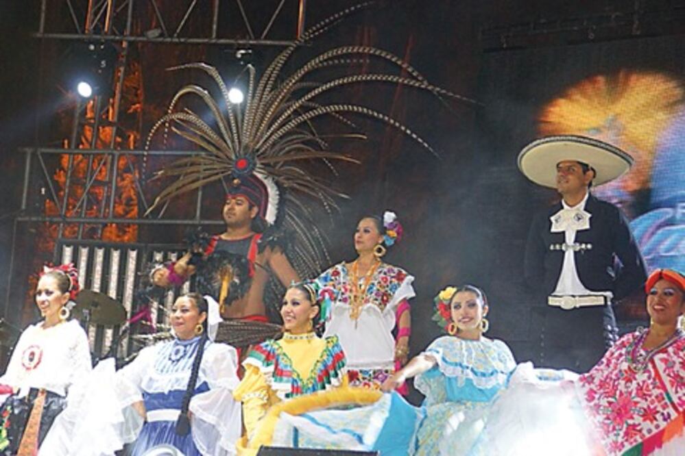 Inaugura alcalde la Feria de Amealco 2014