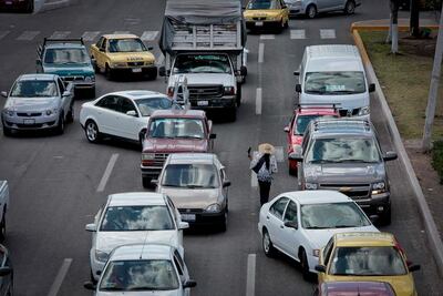 Propondrán ley para regularizar a vehículos con placas foráneas