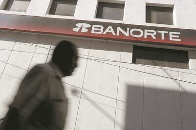 Asaltan banco y roban 50 mil pesos en el Centro Histórico de Querétaro