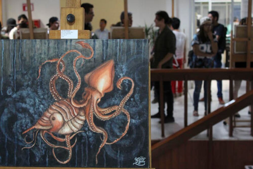 Las pinturas son de los estudiantes de Artes Visuales de la FBA. / Foto: Cortesía UAQ