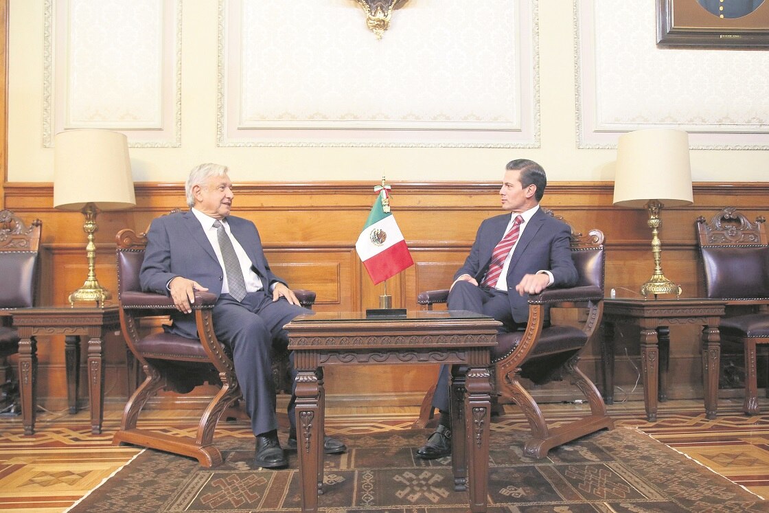 AMLO pide a Peña acelerar creación de la fiscalía general