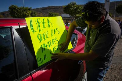 Choferes de Uber piden alza a tarifa