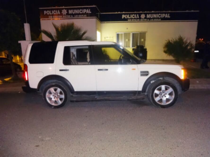 Recuperan Land Rover robada