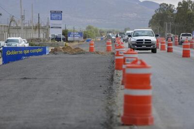 Compromete AMLO 700 mdp para proyectos carreteros