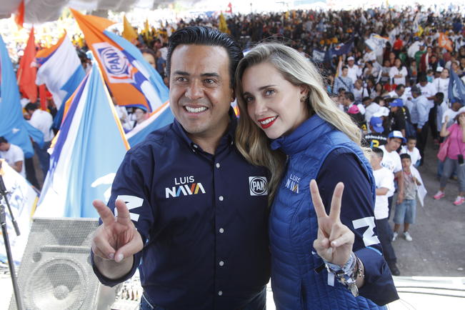 Luis Nava realiza  cierre distrital de campaña