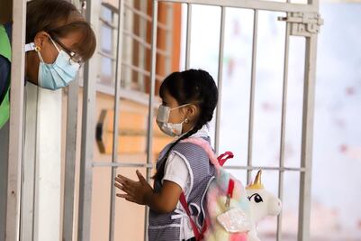 Más de 900 escuelas podrían volver a clases presenciales en Querétaro