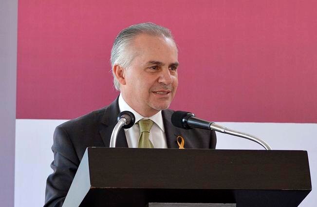 Alfredo Gobera, secretario de Salud, dice que se analiza la viabilidad de la propuesta (MARIO VALDÉS. EL UNIVERSAL)