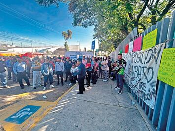 Sin avisarles, cambian de banco la nómina de profesores de las zonas rurales de Querétaro 