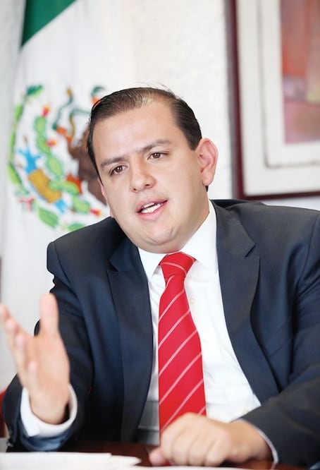 Incluirá a la burocracia el recorte 