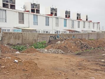 Denuncian obras en mal estado